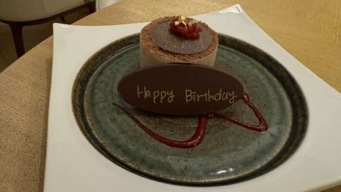 JWマリオットホテル奈良
ラウンジ
ケーキ