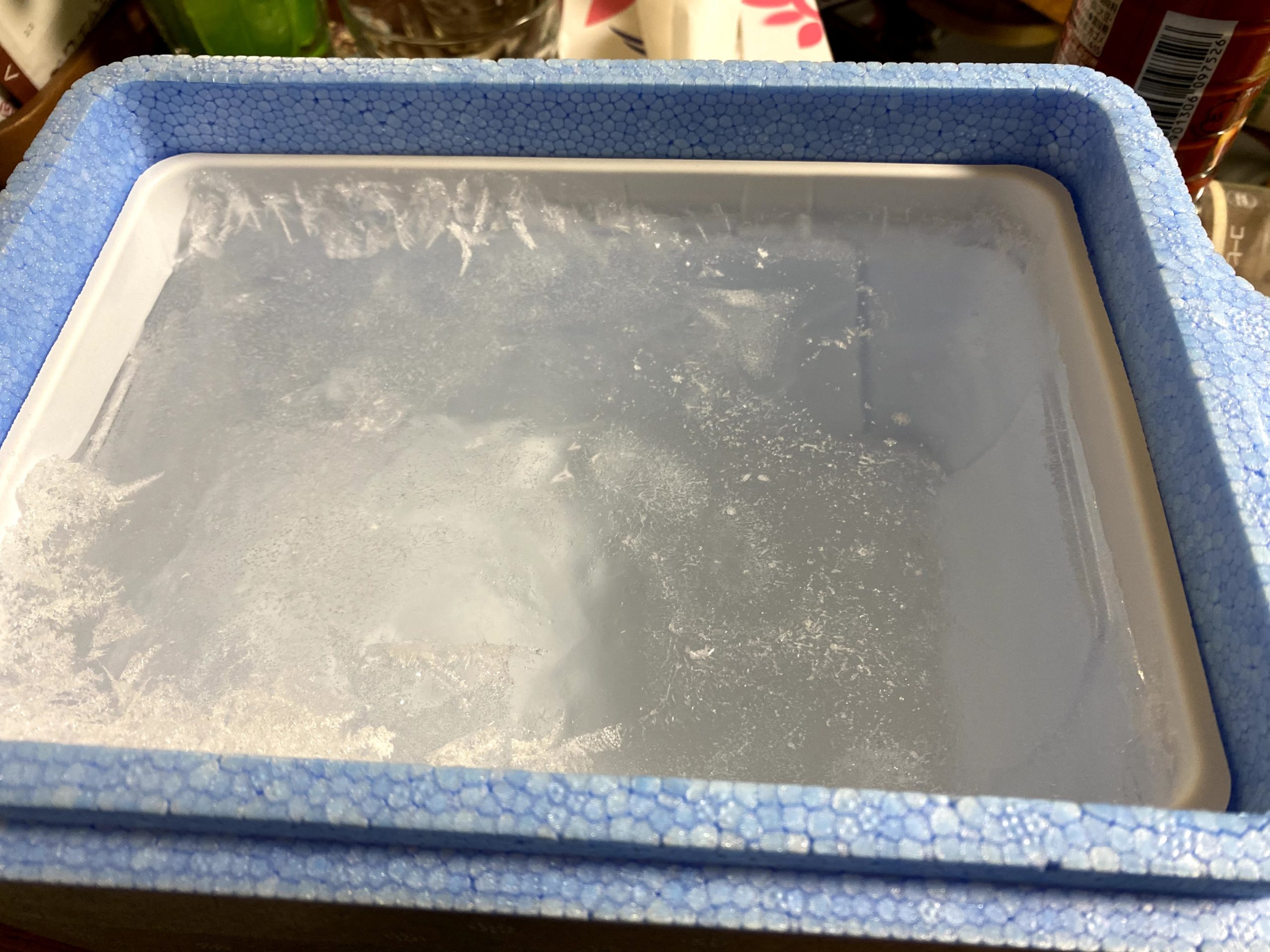 透明な氷の作り方 ねじ屋 ねじなら何でも揃う 有限会社三協鋲螺